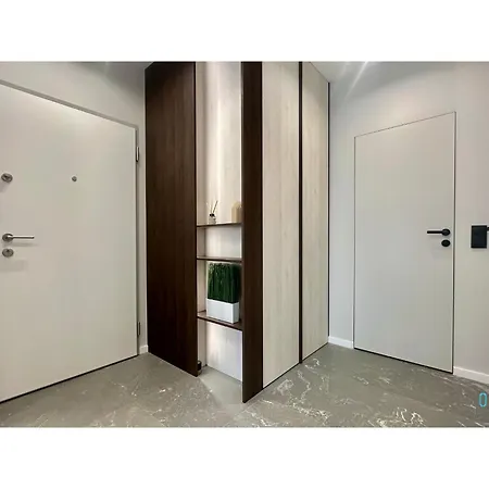 Apartamento Shipyard - Near To Electricians Street, 5 Min To Pkp & Old Town Gdańsk