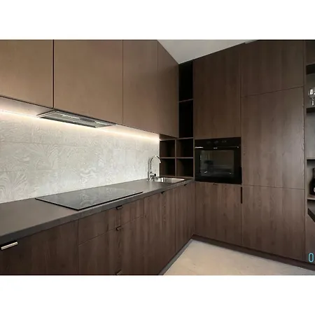 Shipyard - Near To Electricians Street, 5 Min To Pkp & Old Town Apartamento *