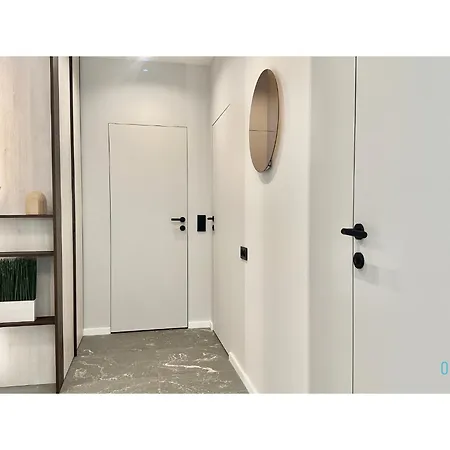 Shipyard - Near To Electricians Street, 5 Min To Pkp & Old Town Apartment Danzig